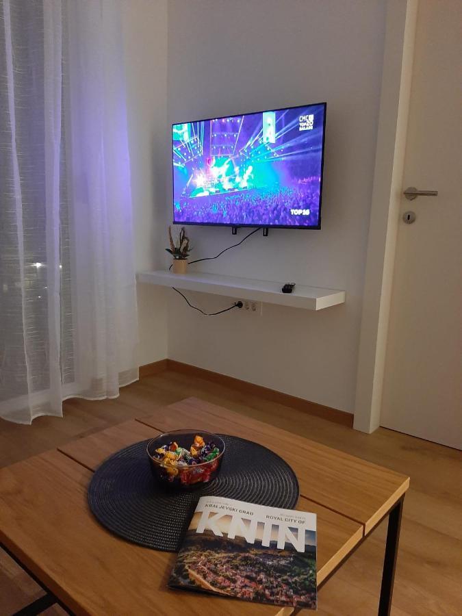 Apartman Stela Knin Eksteriør billede